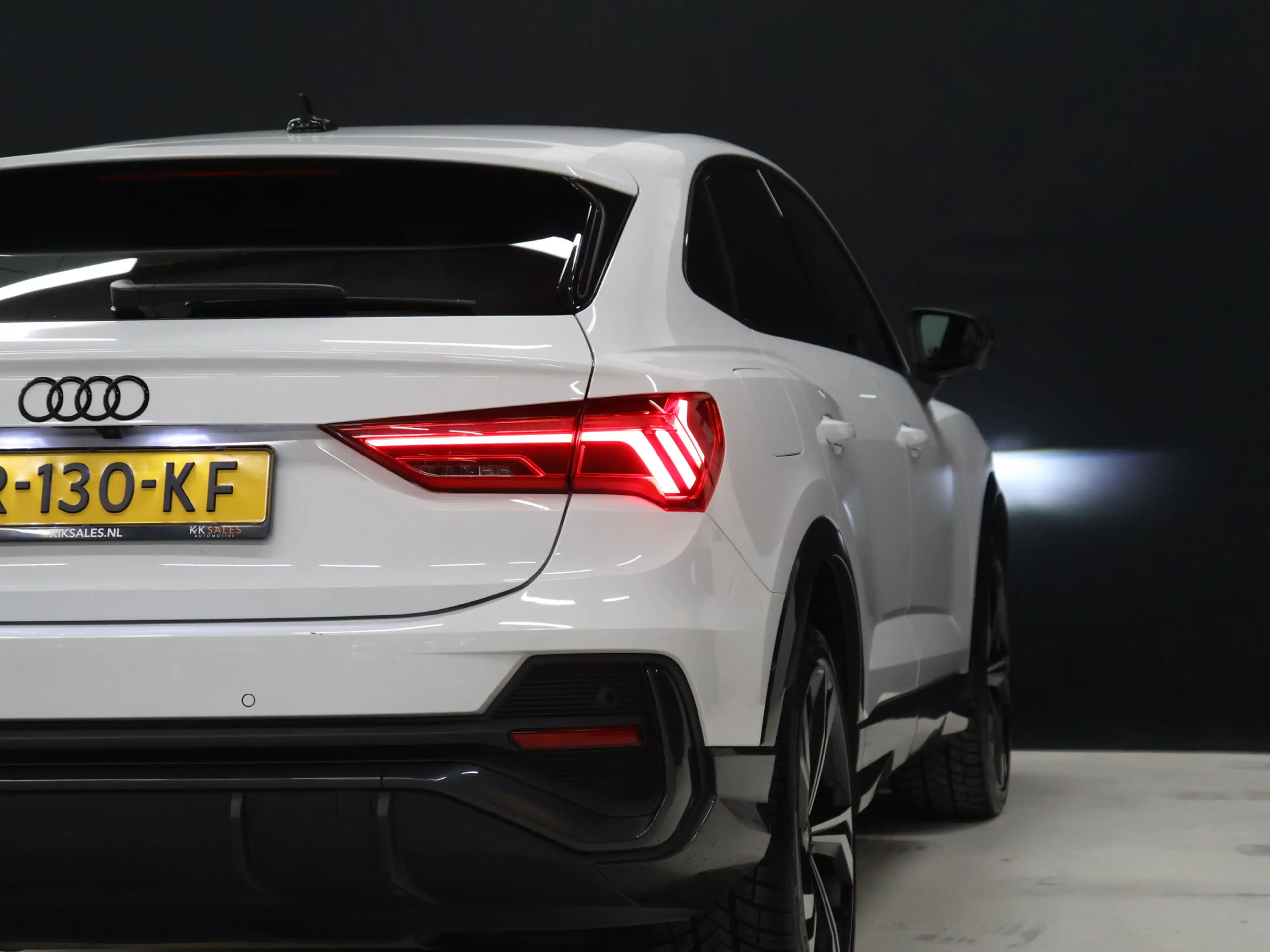 Audi Q3 Sportback 45 TFSI e Edition [TREKHAAK, CAMERA, APP — photo 13