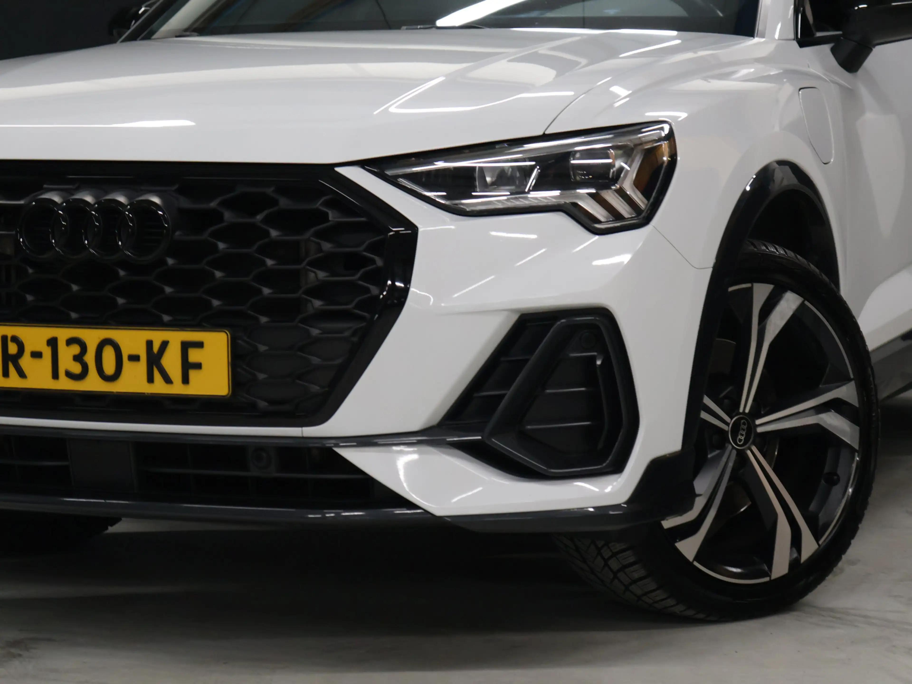 Audi Q3 Sportback 45 TFSI e Edition [TREKHAAK, CAMERA, APP — photo 12