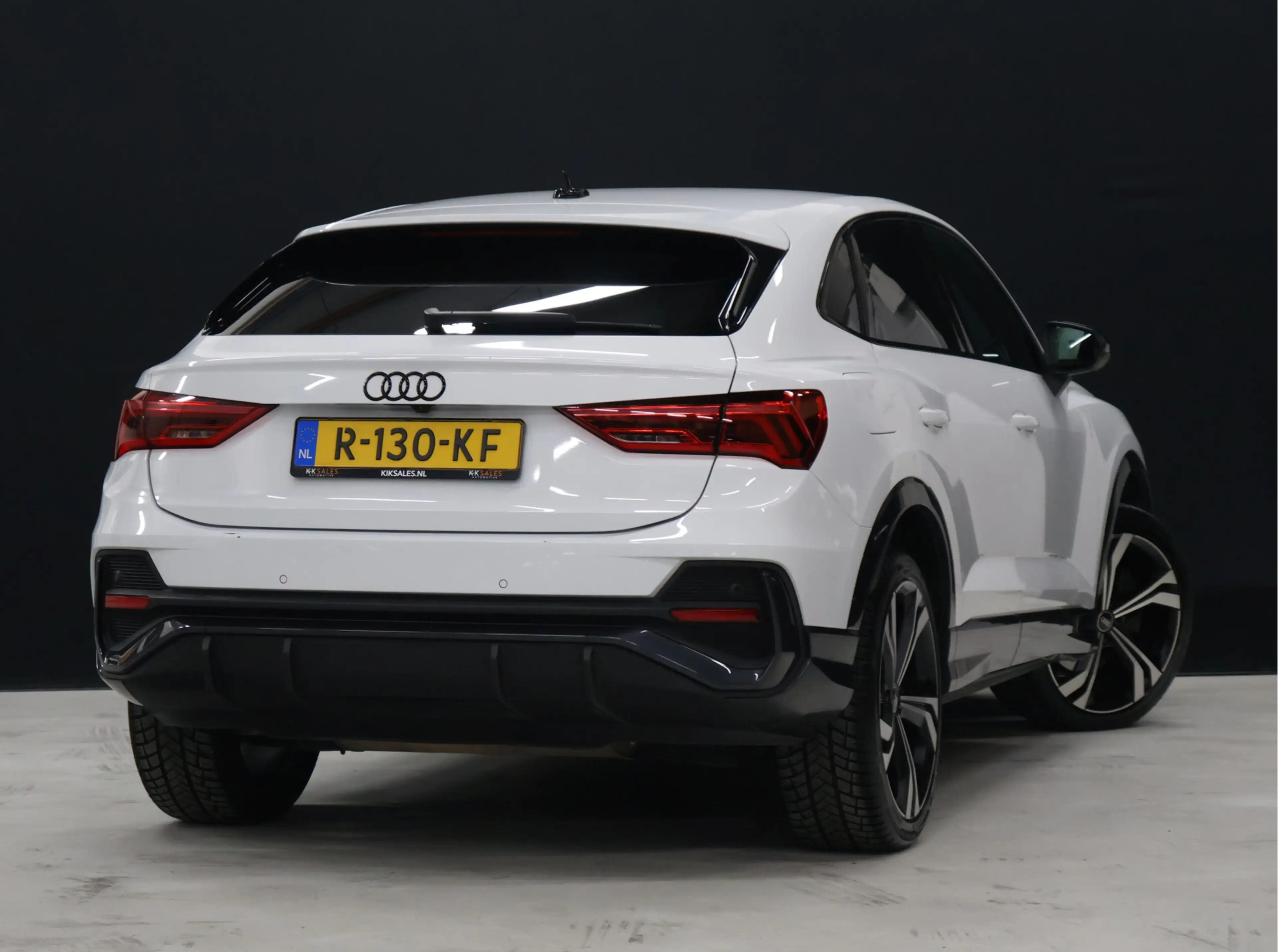 Audi Q3 Sportback 45 TFSI e Edition [TREKHAAK, CAMERA, APP — photo 8