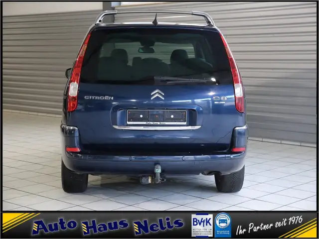 Citroen C8 view 4