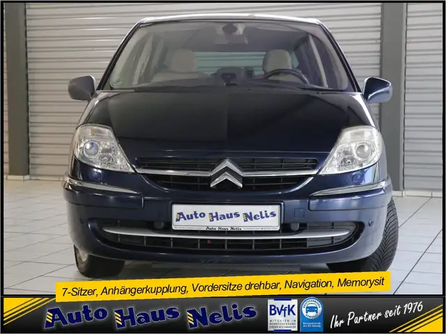 Citroen C8 view 3