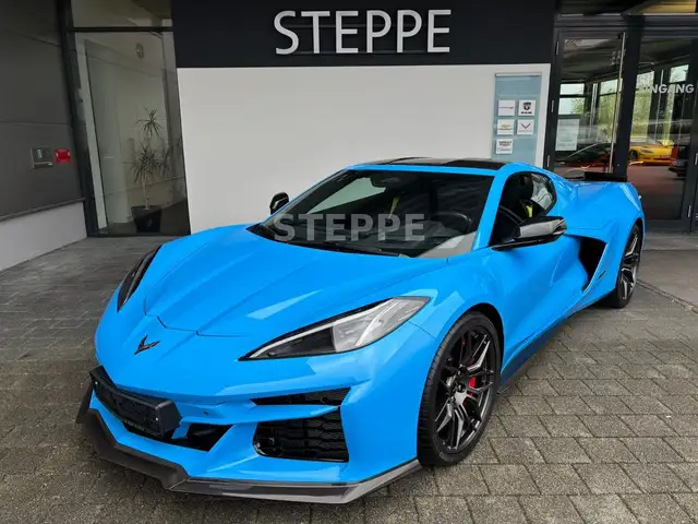 Corvette C8