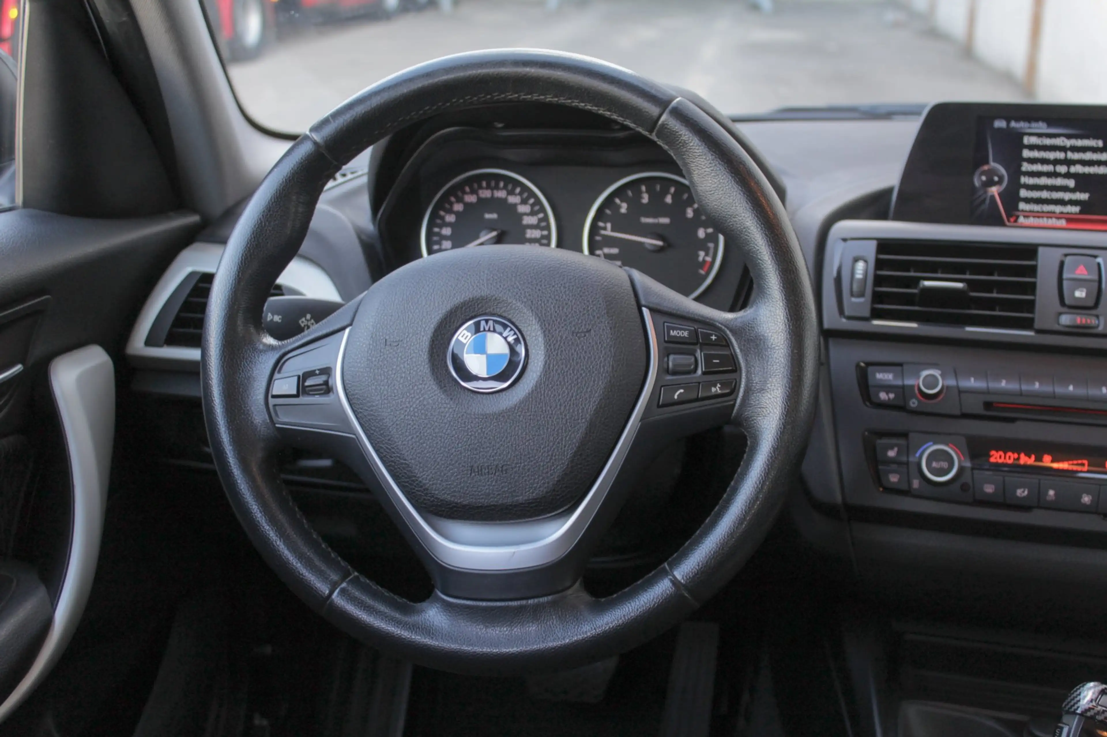 BMW 118 1-serie 118i High Executive - automaat - stoelverw — photo 9