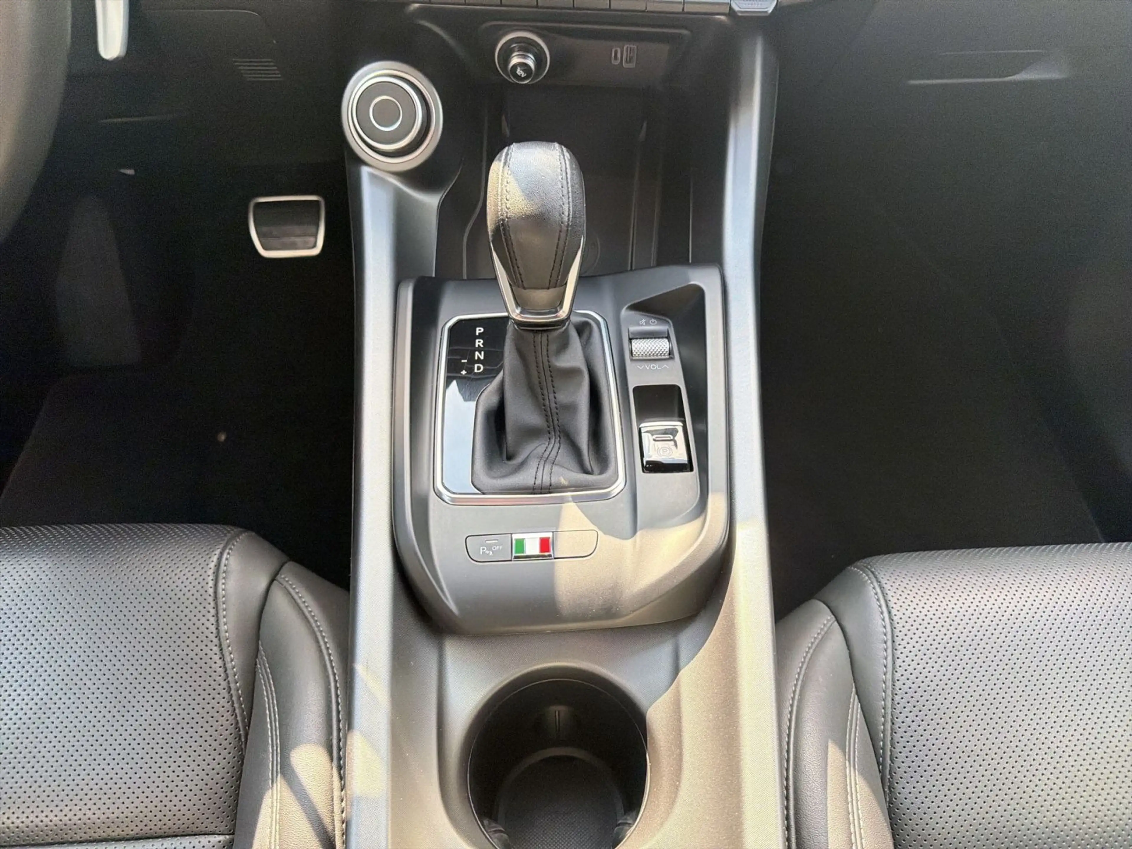 Alfa Romeo Tonale 1.5 Mild Hybrid Edizione Speciale — photo 15