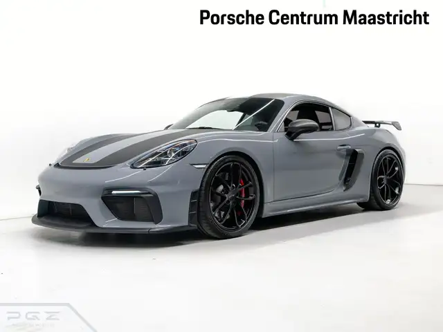 Porsche 718 Cayman GT4