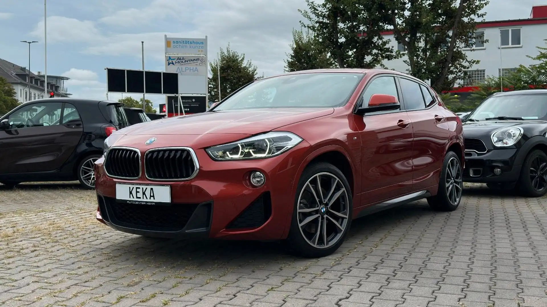 BMW X2 xDrive20i M Sport Steptronic *PANO*MEDIA+* Orange - 1