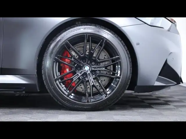 BMW M5 view 11
