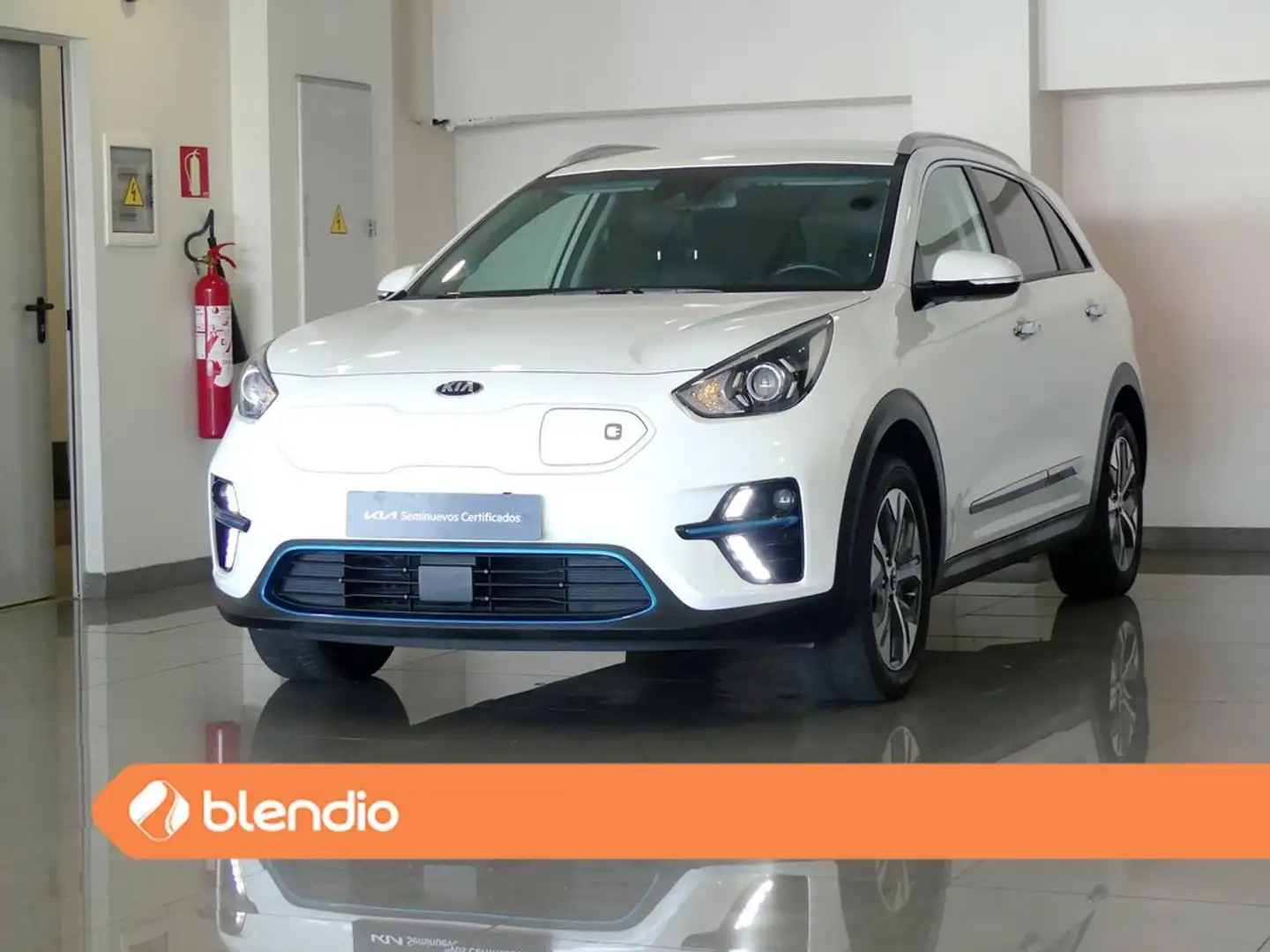 Kia Niro BEV 65KWH E-NIRO DRIVE 204 5P Weiß - 1