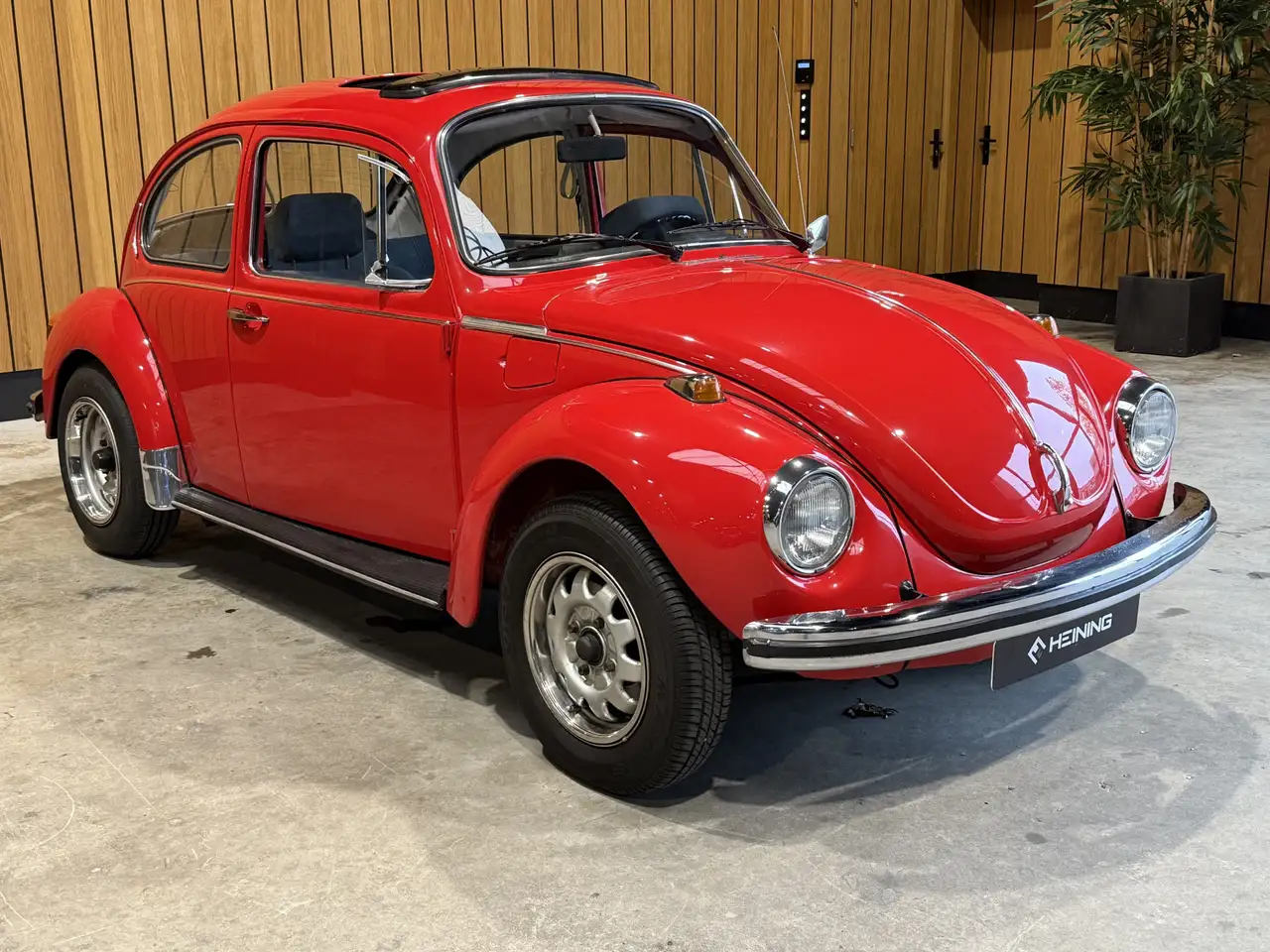 Volkswagen Kever 1303 S Met Schuifdak en Weltmeister velgen. Hollan, foto 3