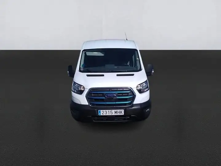 Ford Transit 2023, foto 2