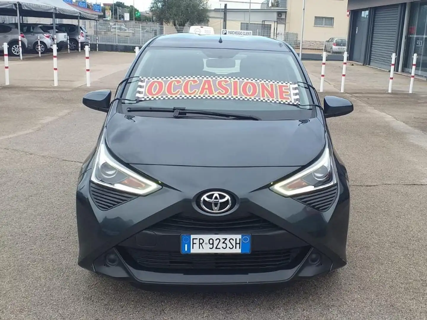 Toyota Aygo Aygo 5p 1.0 x-play tss Noir - 1