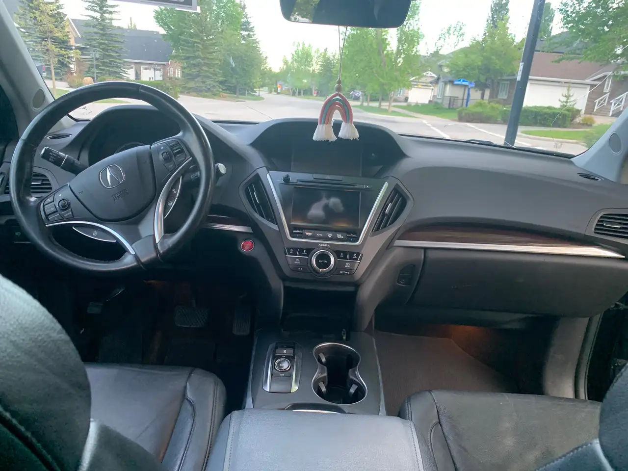 Acura MDX снимка Acura MDX