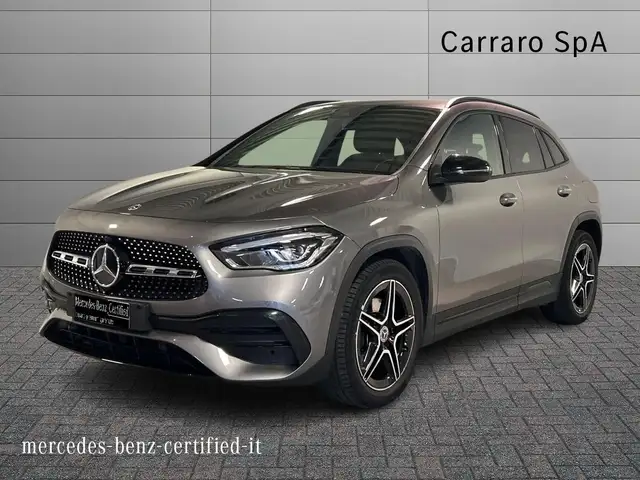 Mercedes-Benz GLA 220 - GLA 220 d Premium 4matic auto