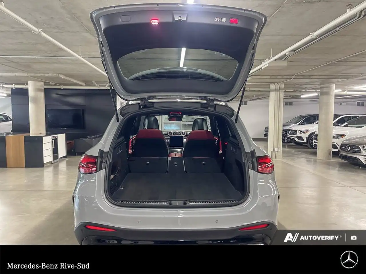 Mercedes-Benz GLC снимка Mercedes-Benz GLC