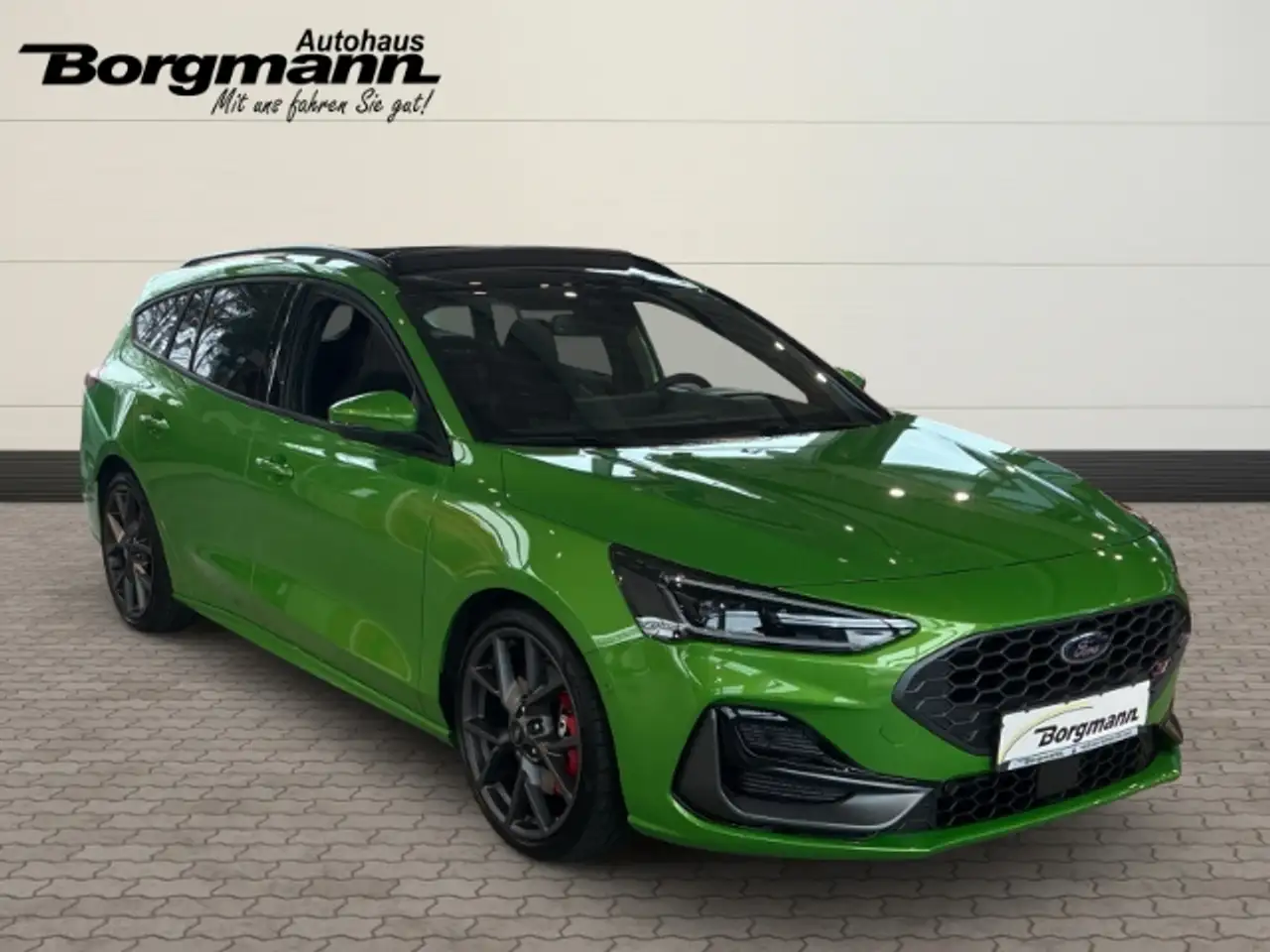 Ford Focus Turnier ST X 206 KW 280 PS Automatik sehr komplet 3
