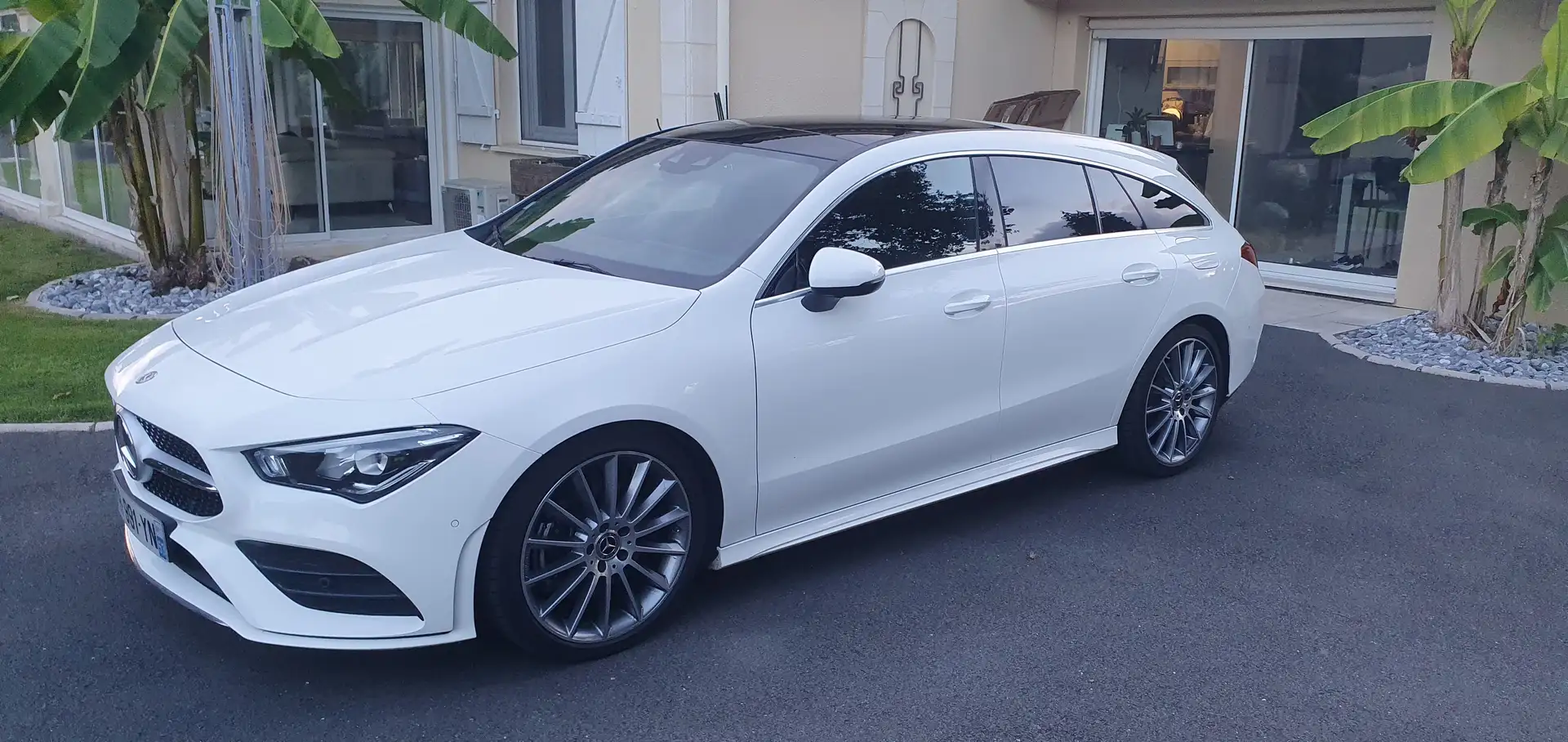 Mercedes-Benz CLA 220 CLA Shooting Brake 220 d 8G-DCT AMG Line Blanc - 1