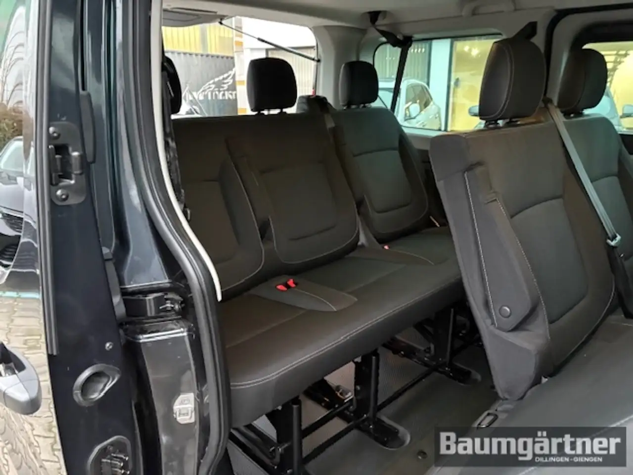 Renault Trafic Combi Evolution dCi 150 9-Sitzer/Kamera 9