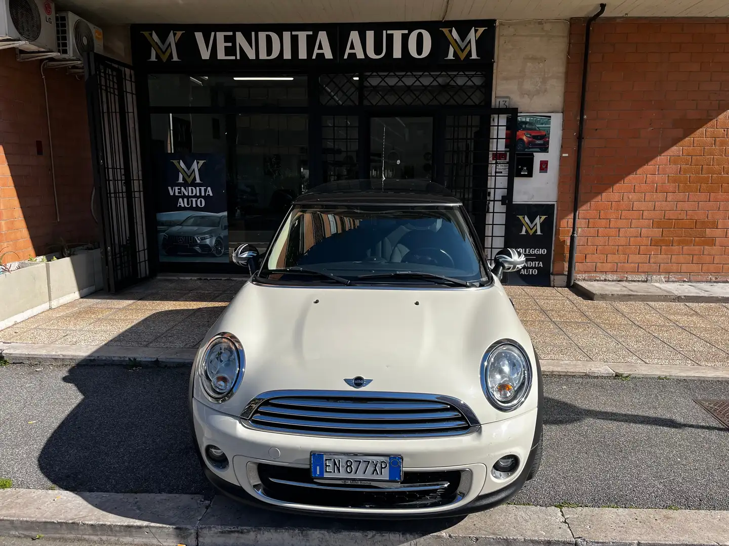 MINI Cooper D 1.6 Cooper D Золотий - 1