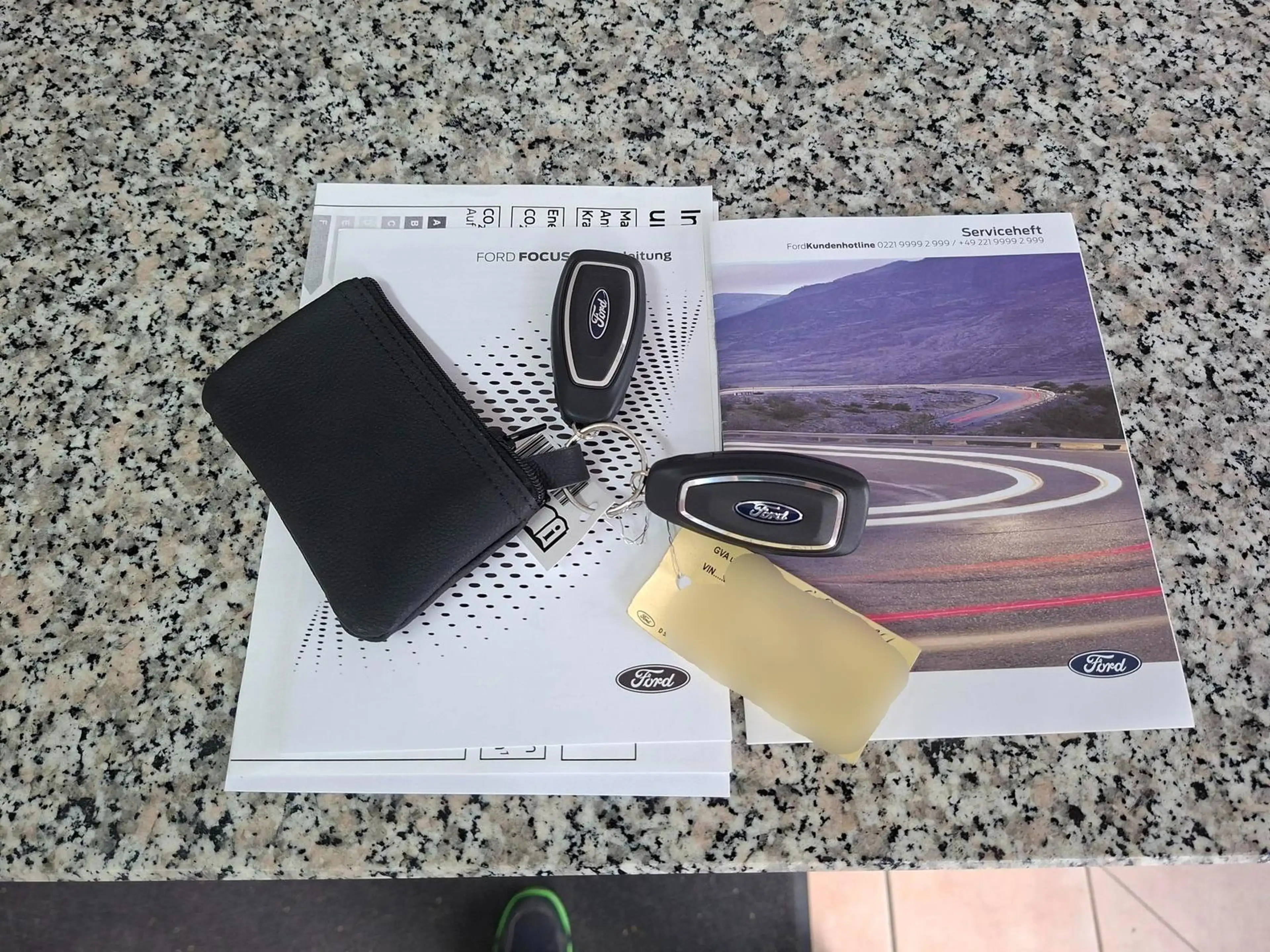 Ford Focus Titanium AUTOMATIK ACC SPURH/W NAVI R-KAM — photo 10