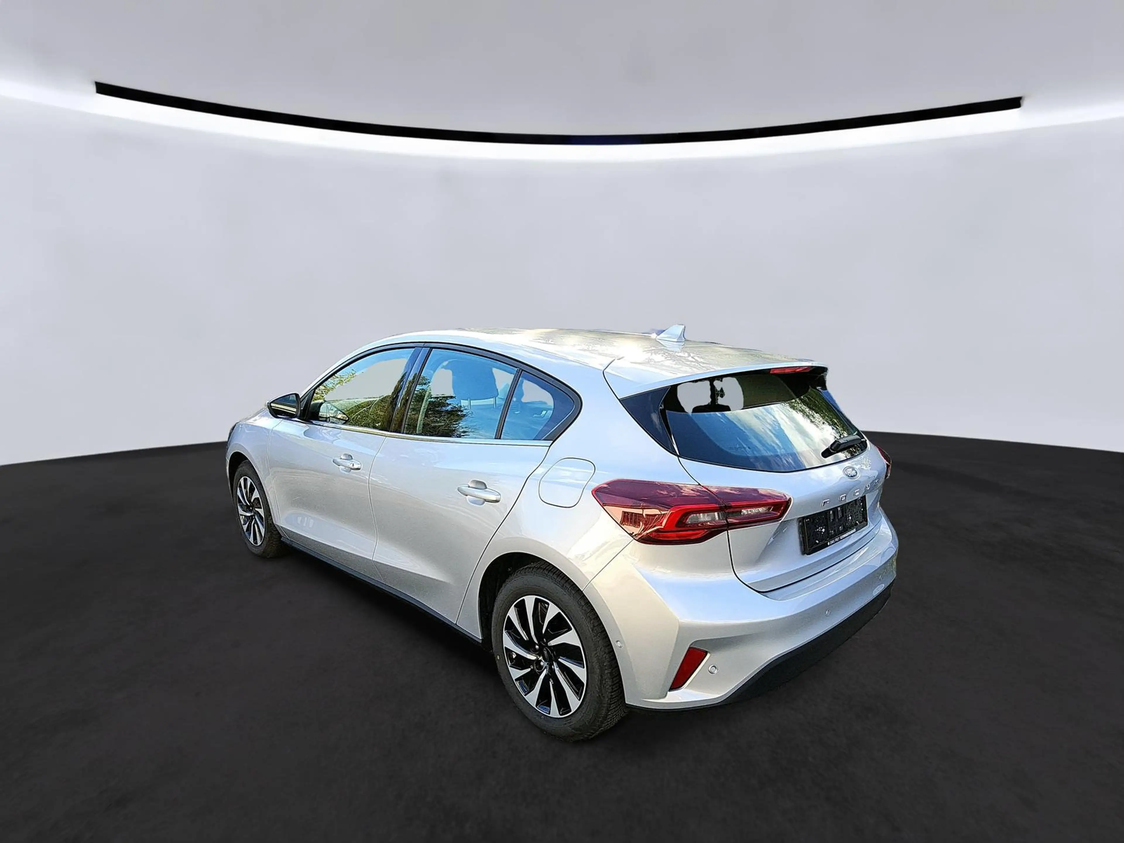 Ford Focus Titanium AUTOMATIK ACC SPURH/W NAVI R-KAM — photo 6
