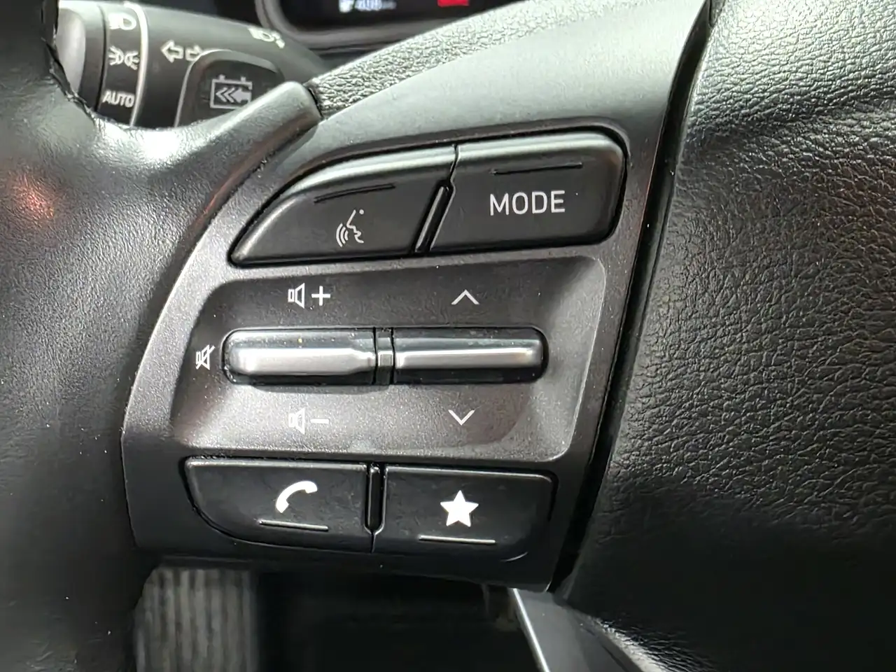 Hyundai KONA photo Hyundai KONA