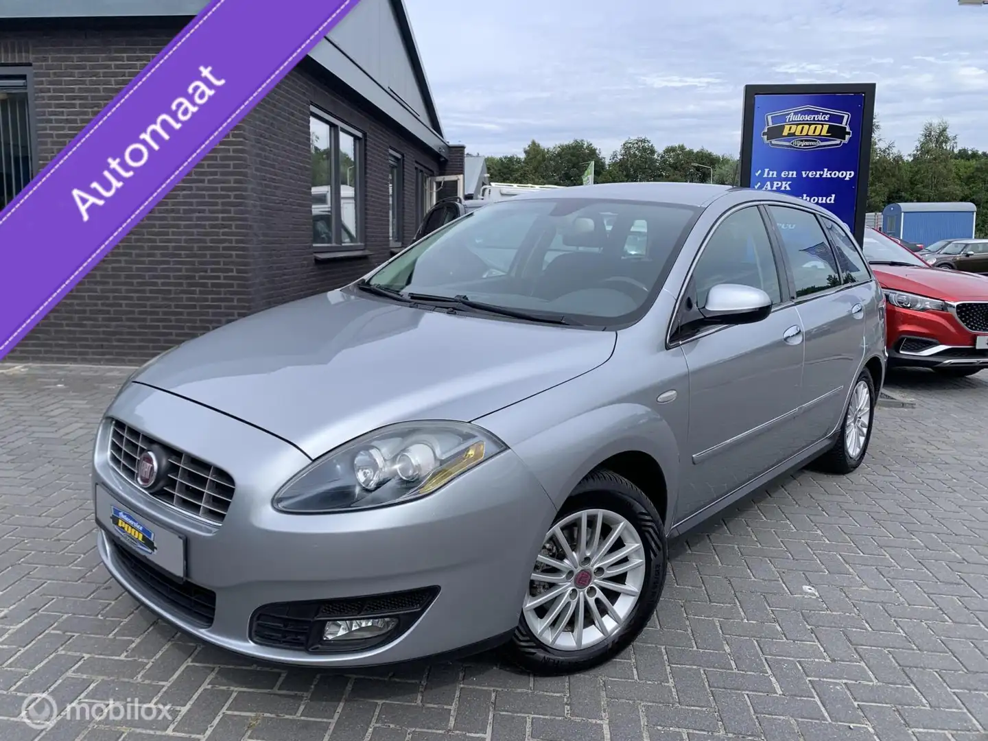 Fiat Croma 2.2 16V Corporate Automaat (model 2009) Grau - 1