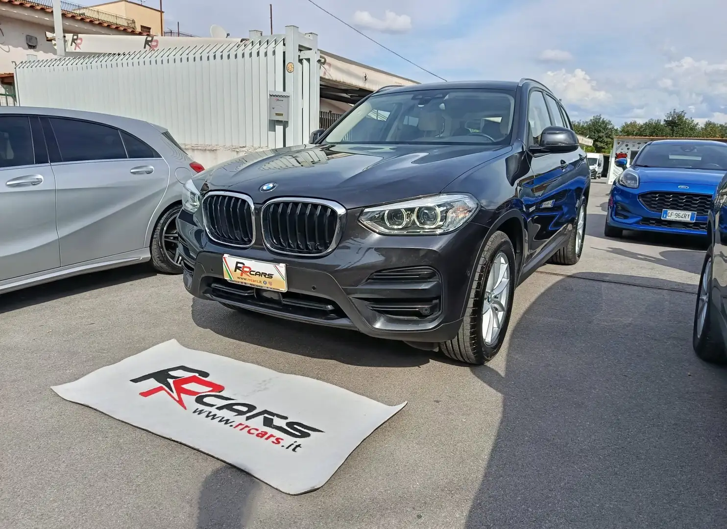 BMW X3 X3 G01  xdrive20d  48V Business Advantage auto Grigio - 2