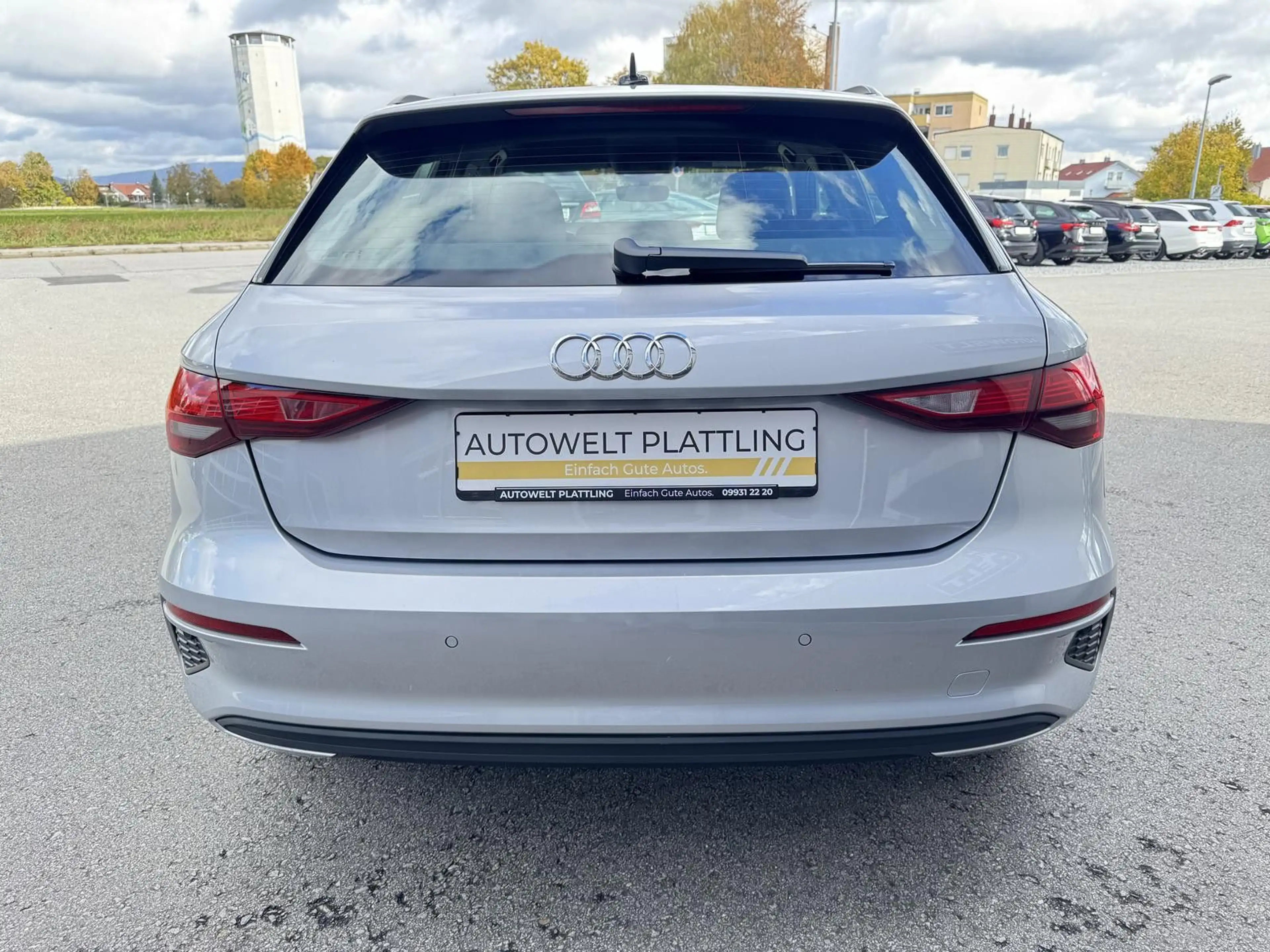 Audi A3 Sportback 30 TFSI DSG LED Standheizung Leder — photo 7