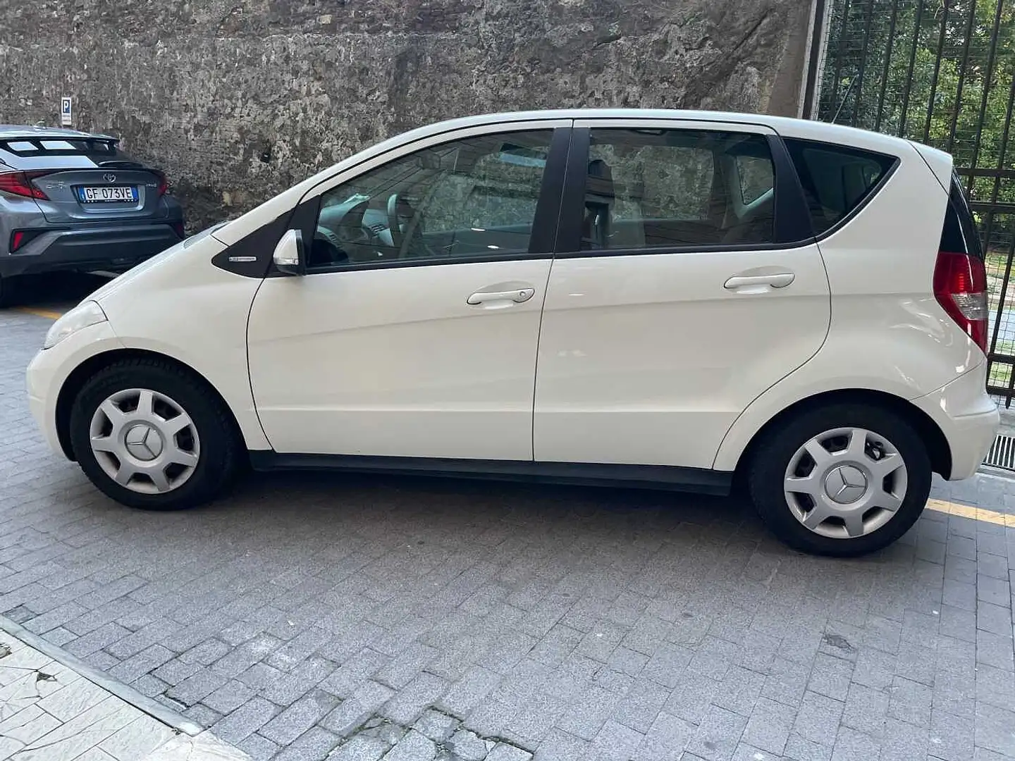 Mercedes-Benz A 160 Classe A A 160 CDI BlueEFFICIENCY Elegance Blanc - 2