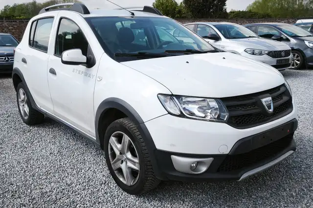 Dacia Sandero StepWay_0.9 i (90CH)_07/2015💢EUR.5B_A/C💢