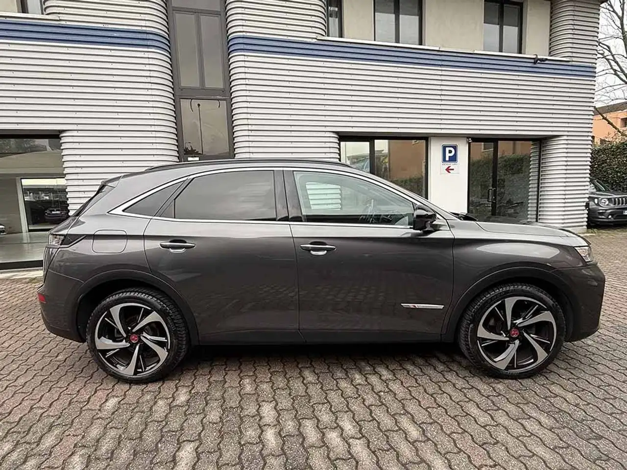 DS Automobiles DS 7 Crossback 2021