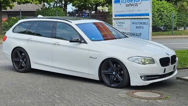 BMW 535 d Baureihe 5 Touring 3,0 Panoramad. Standheiz