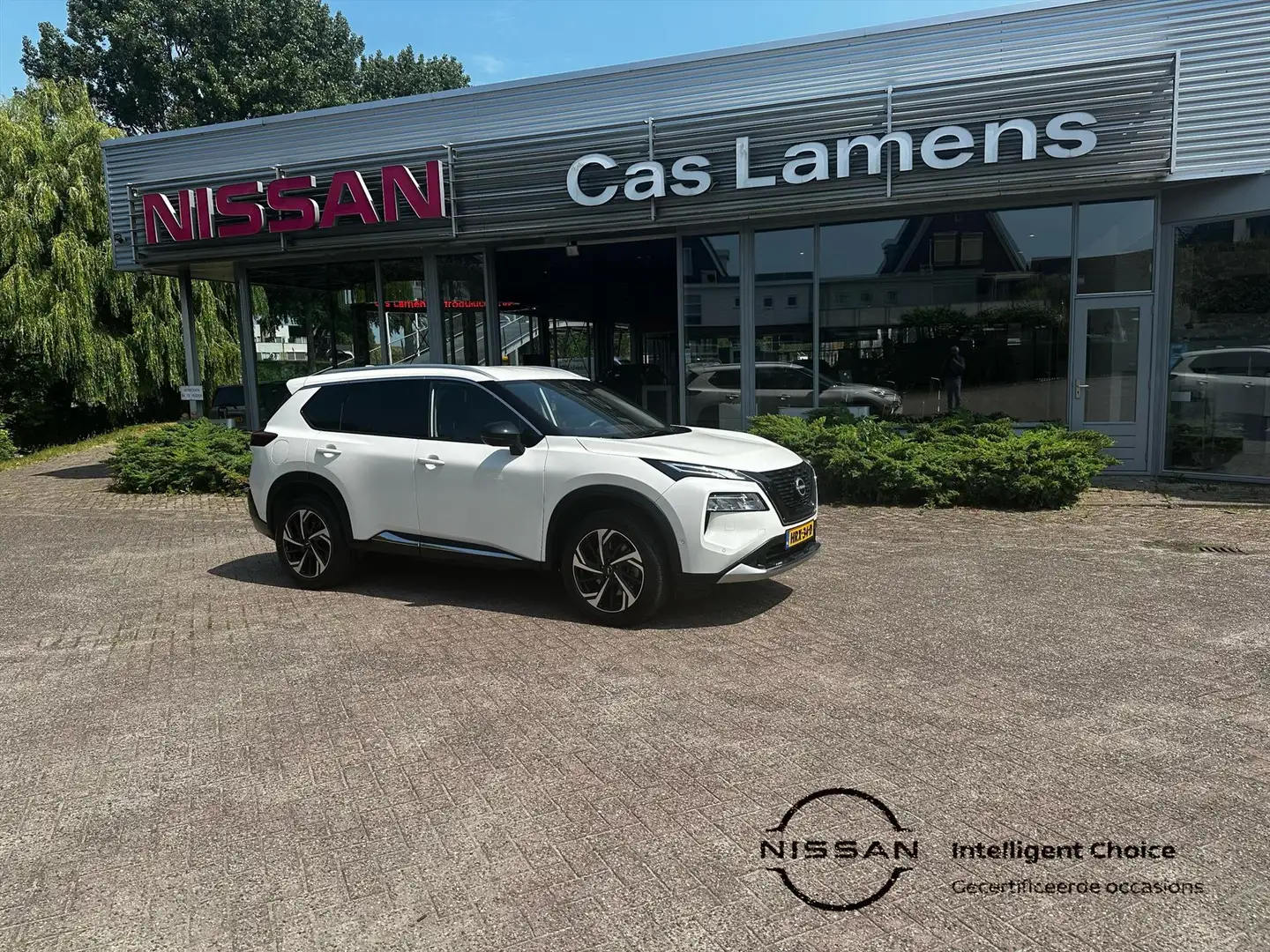 Nissan X-Trail E-Force 4WD 214pk Tekna SV Blanc - 1