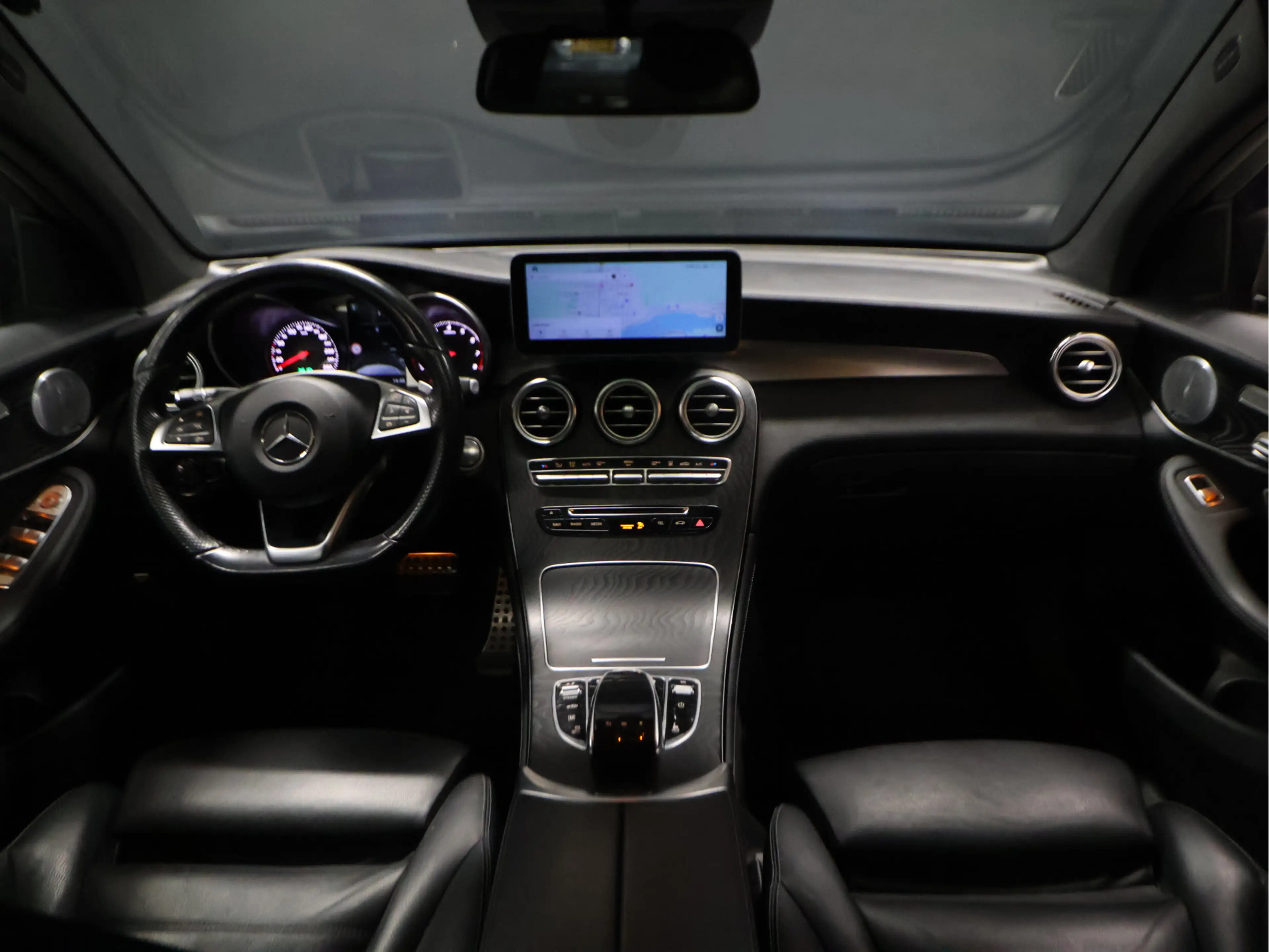 Mercedes-Benz GLC 350 Coupé 350e 4MATIC Edition 1 AMG [PANORAMADAK, TREK — photo 15