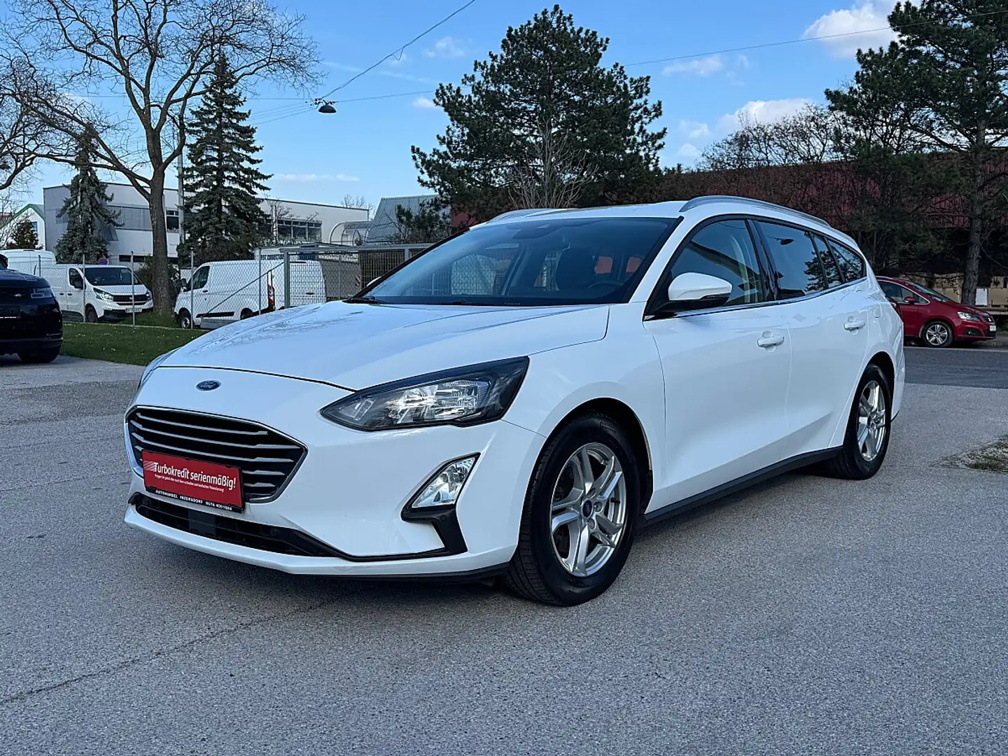 Ford Focus Traveller 1,5 EcoBlue Cool & Connect / 1BESITZ ... Weiß - 1