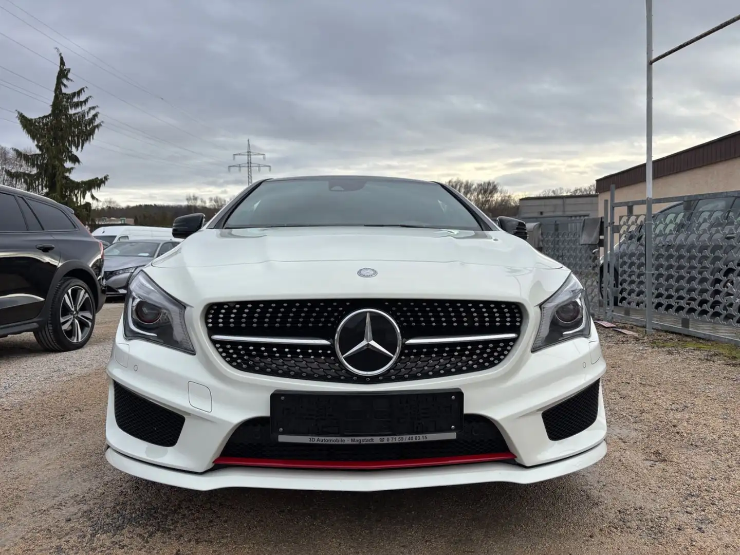 Mercedes-Benz CLA 250 4Matic Sport,AMG Optik,Night-Paket Белый - 2