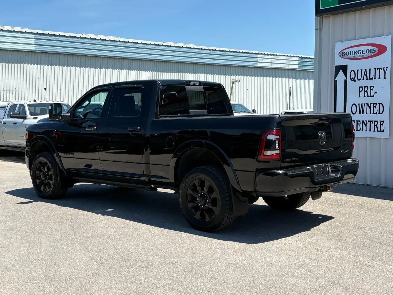 RAM 2500 снимка RAM 2500