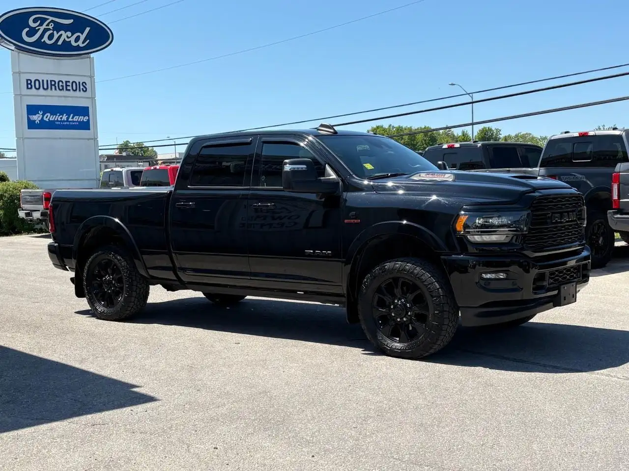 RAM 2500 снимка RAM 2500