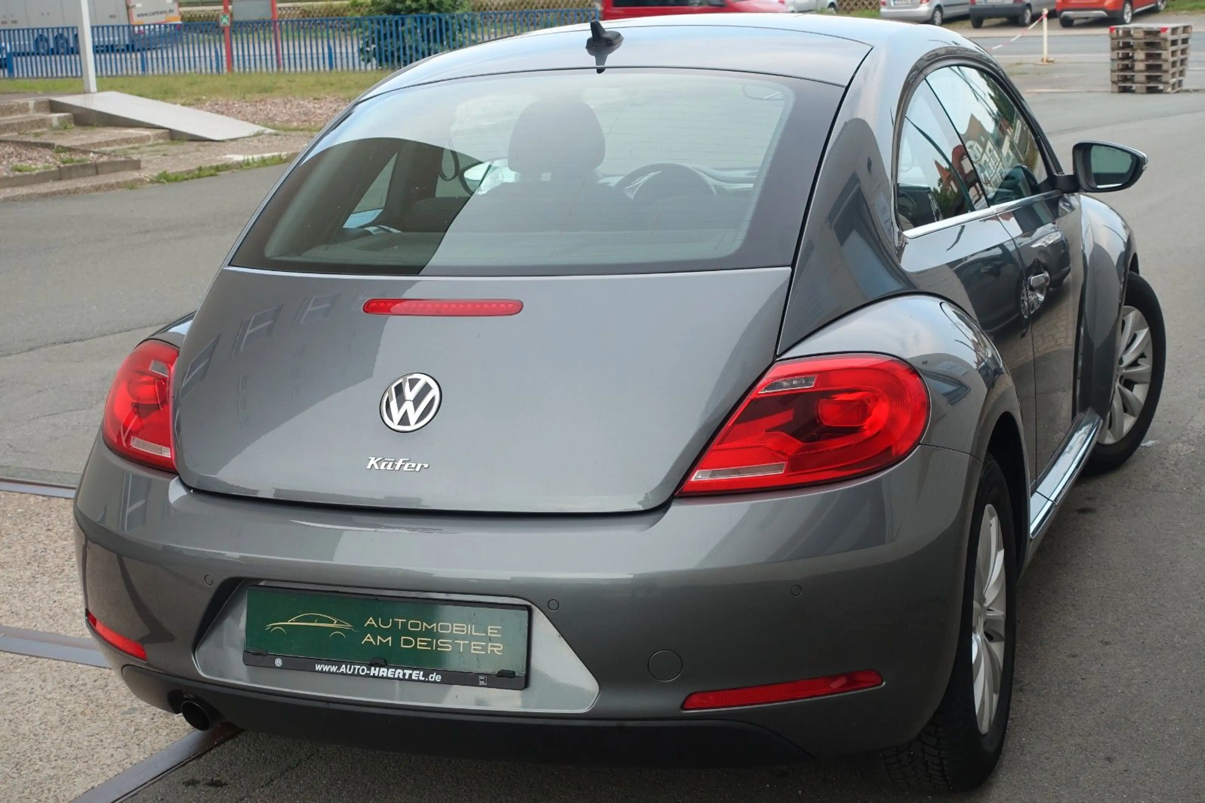 Volkswagen Beetle Lim. Design*NAVI*SHZ*PDC*TEMPOMAT*79.334K — photo 4