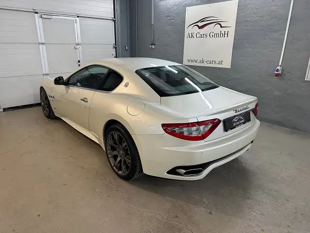 Maserati GranTurismo Gran Turismo S Ansicht 9