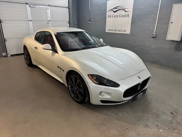 Maserati GranTurismo Gran Turismo S Ansicht 6