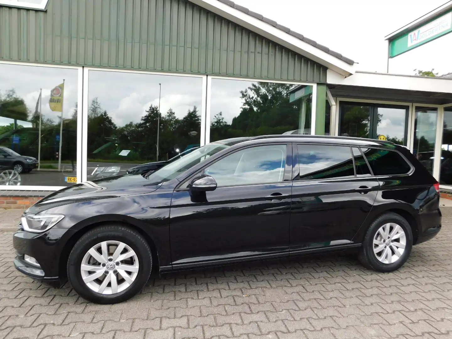 Volkswagen Passat Variant 1.4 TSI 125PK!! All-in Prijs! Zwart - 1