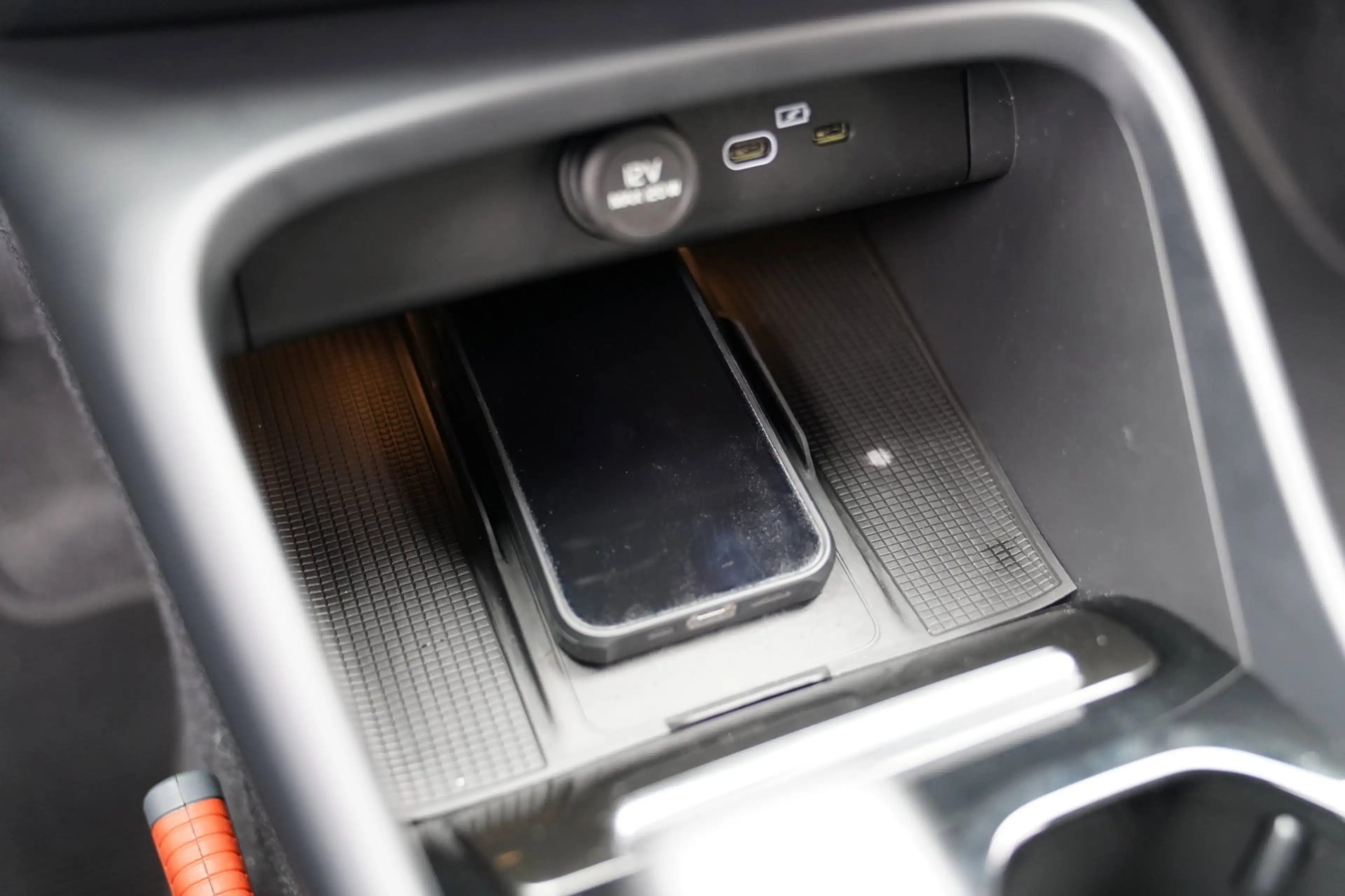 Volvo XC40 2.0 B4 Plus Dark|Prijs rijklaar incl 12 mnd garant — photo 44
