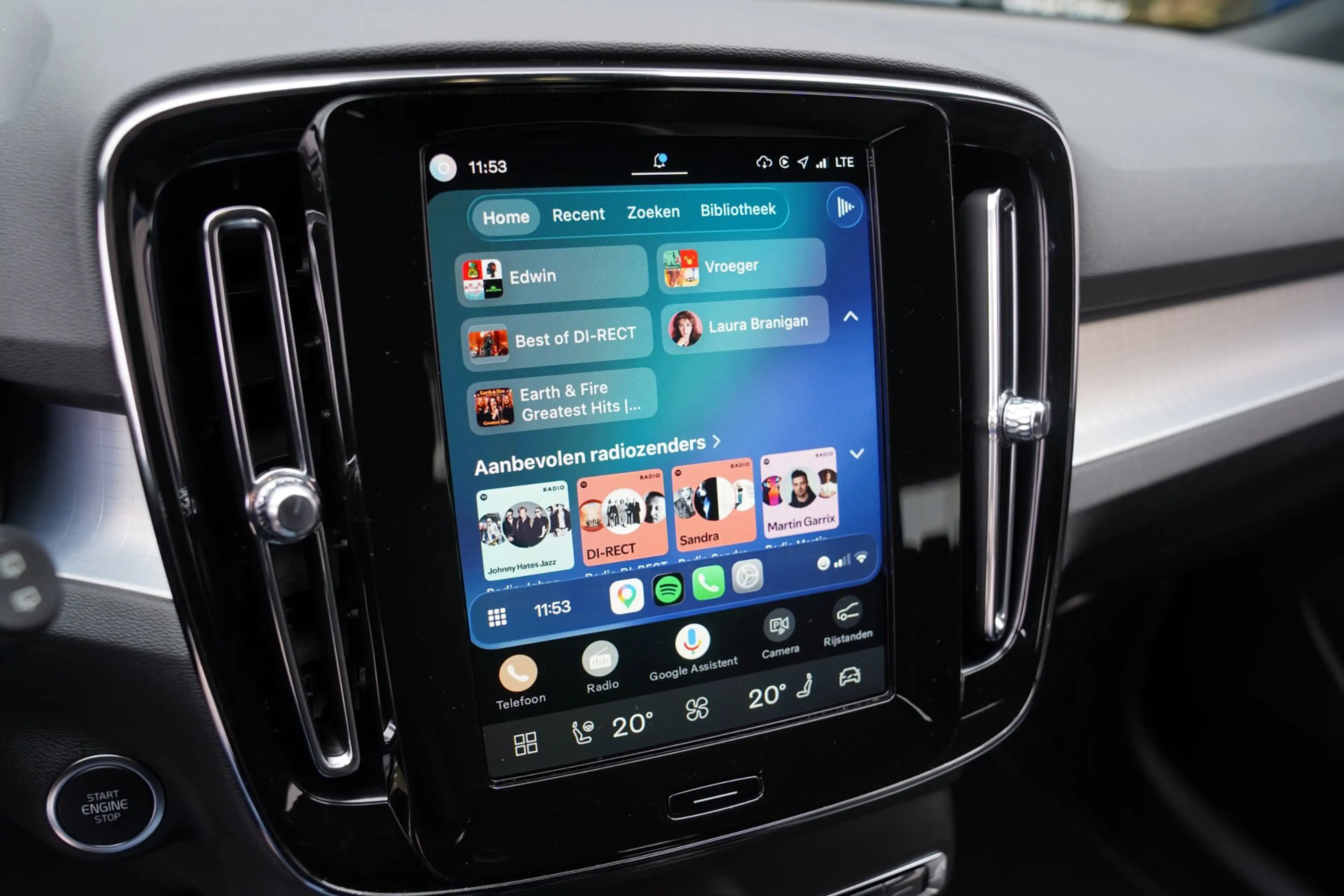 Volvo XC40 2.0 B4 Plus Dark|Prijs rijklaar incl 12 mnd garant — photo 35