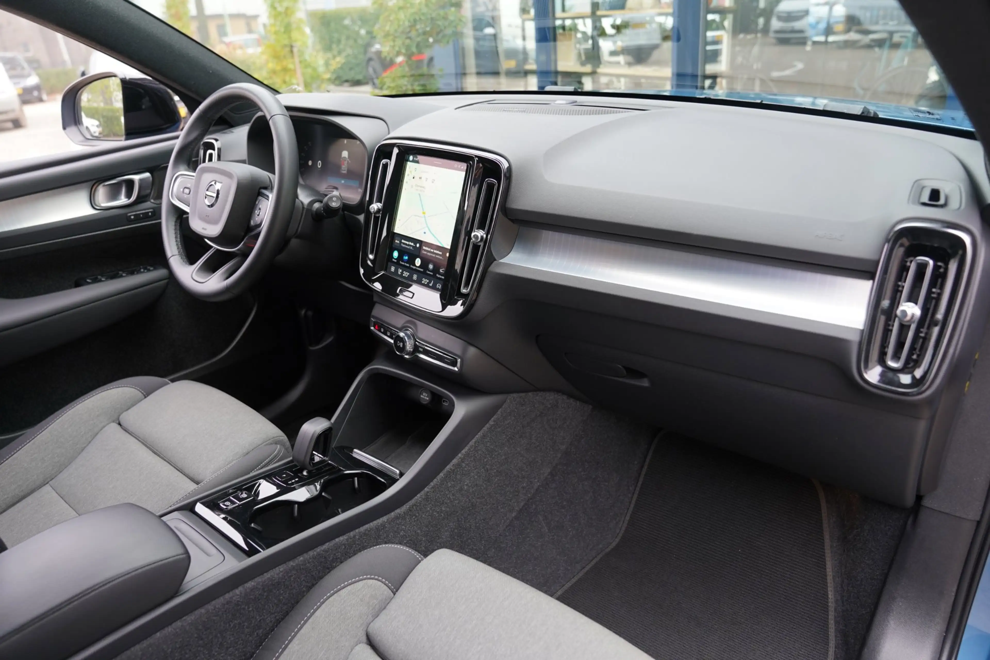 Volvo XC40 2.0 B4 Plus Dark|Prijs rijklaar incl 12 mnd garant — photo 22