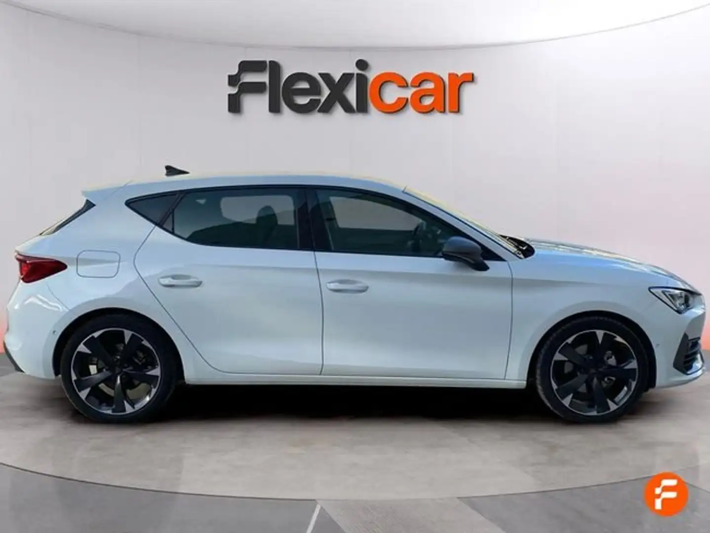 CUPRA 1.5 eTSI 110kW (150CV) DSG Белый - 2