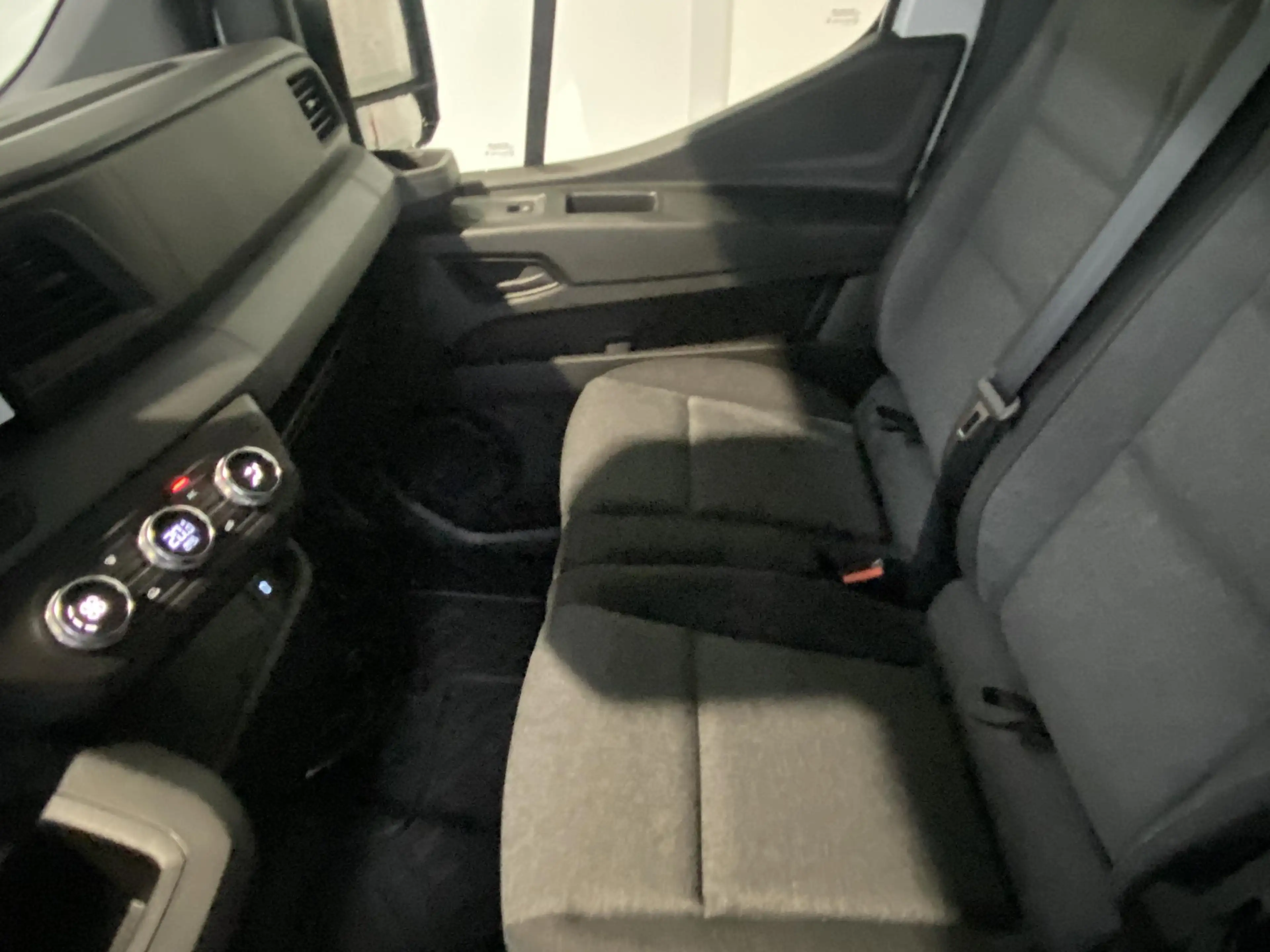 Nissan Interstar Interstar-e L2H2 Limited 87 kWh | Trekhaak | Parke — photo 10