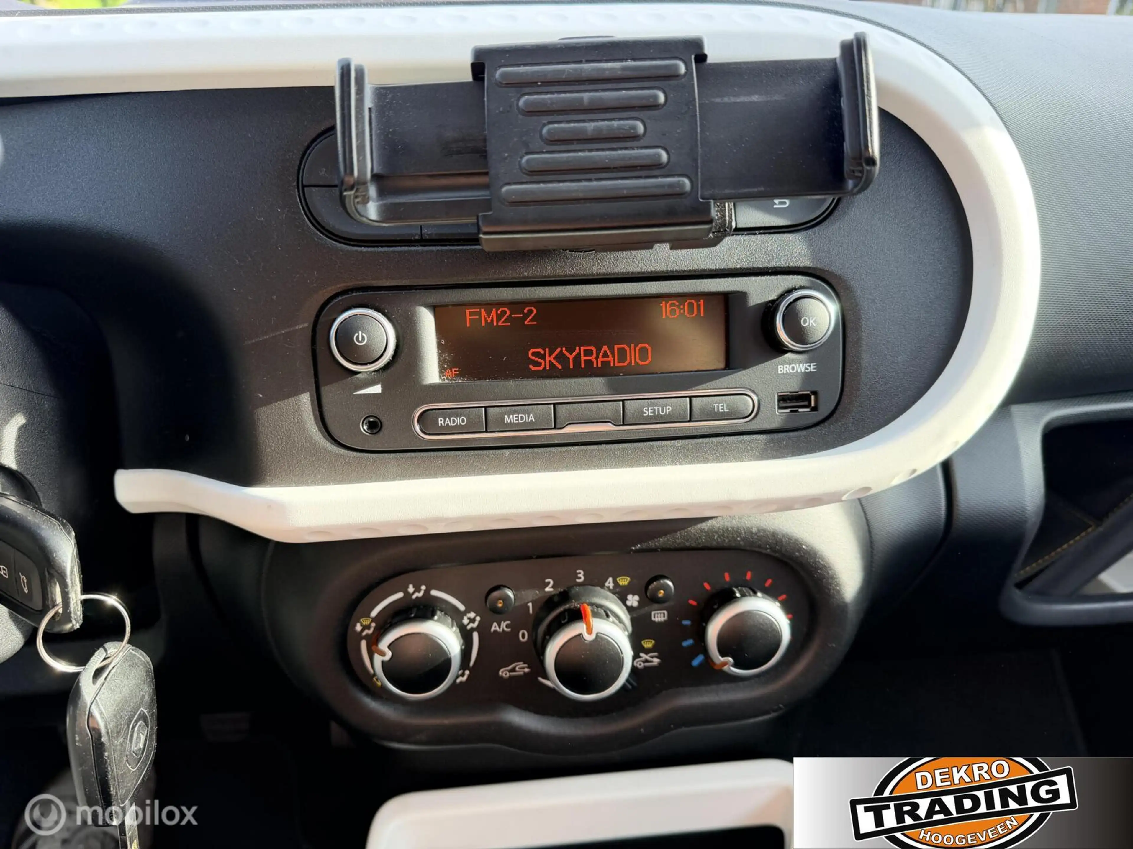 Renault Twingo 1.0 SCe Dynamique airco cruise — photo 15