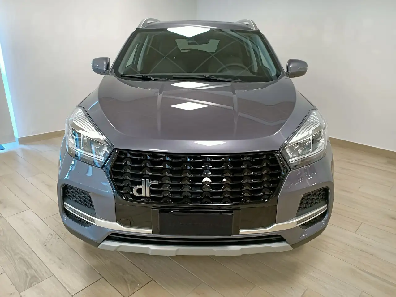 DR Automobiles DR5 2023