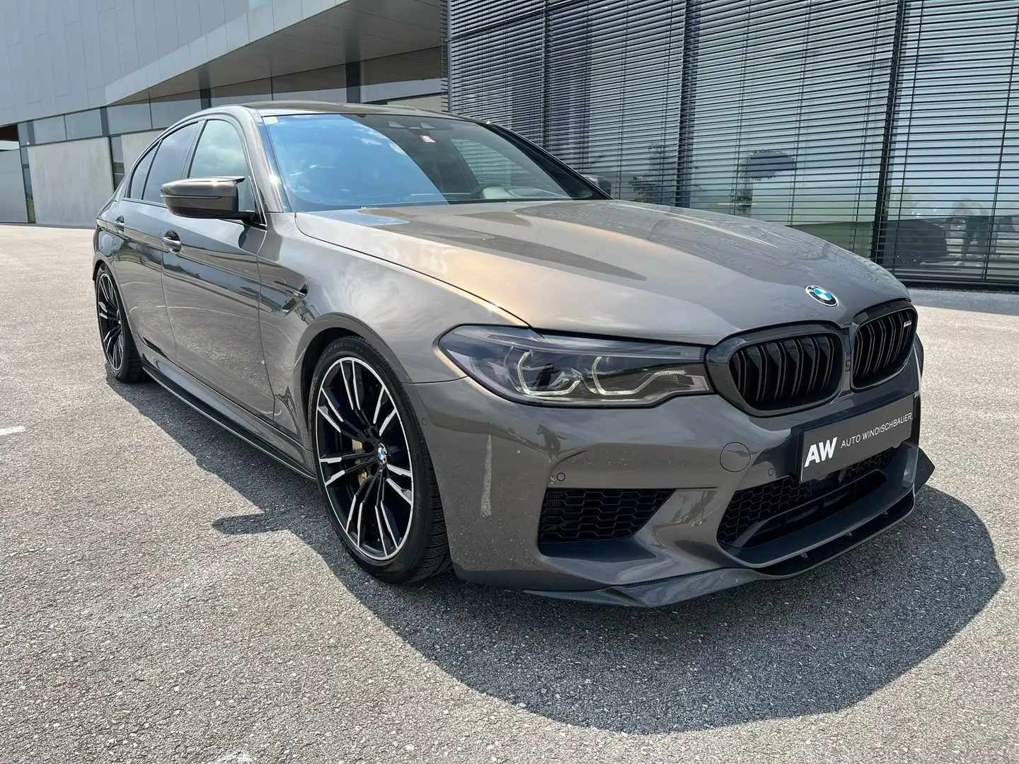 BMW M5 Limousine *M-Track Race*Head-Up*Soft Close*360° Grey - 1